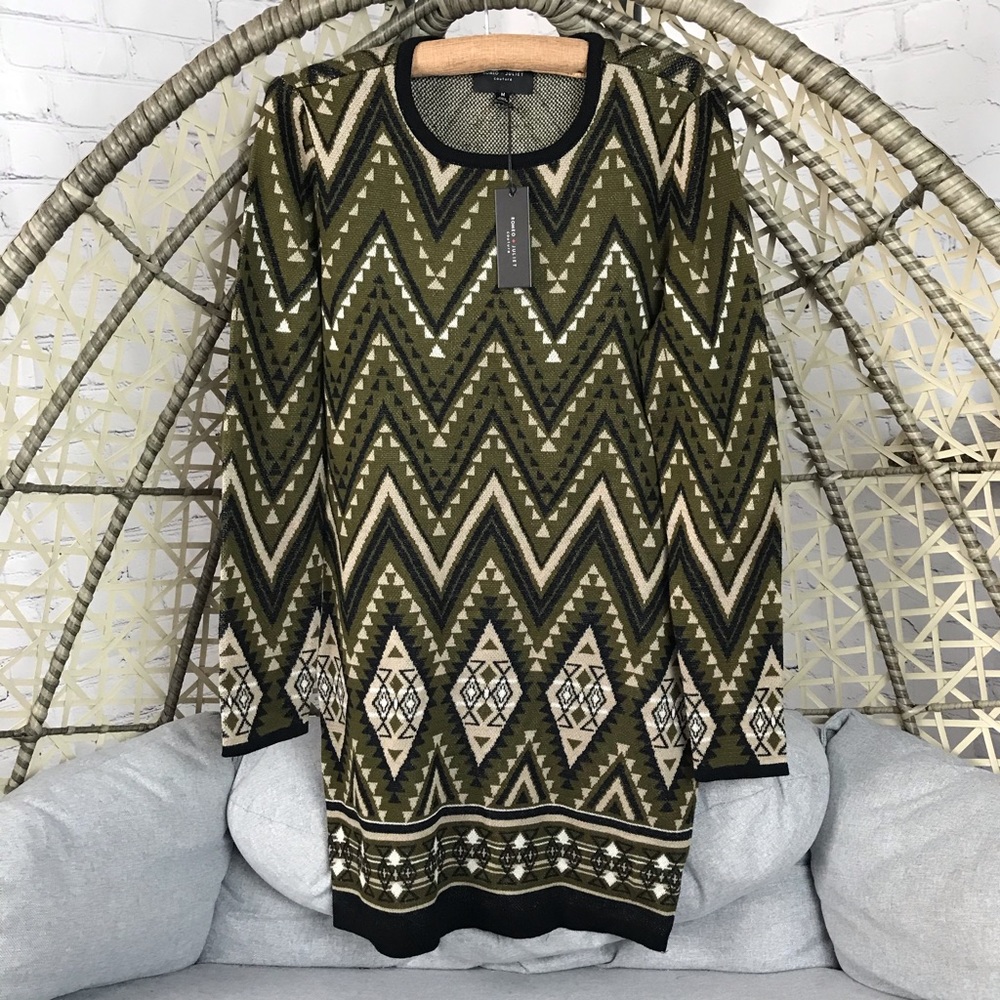 Romeo + Juliet Printed Sweater Dress - Olive Combo